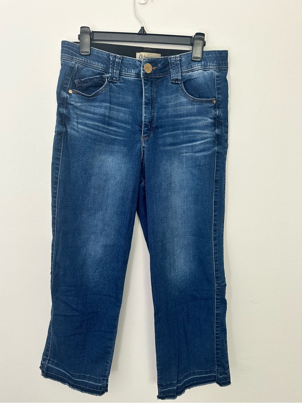 Democracy Women’s Cropped Jeans